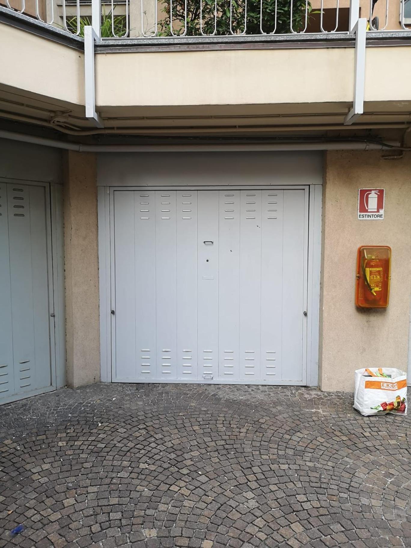 Cadolini - Secured Parking! - Duomo In 20 Min - Quiteness And Garden Appartement *